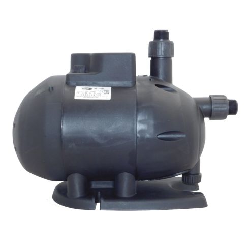 Mach 5 Fresh Water Pump - 230 V / 50 Hz