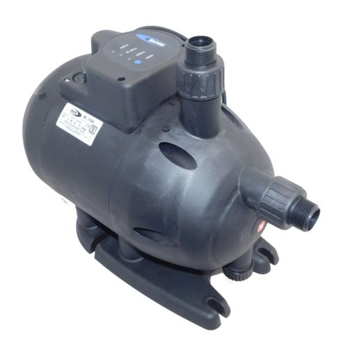 Mach 5 Fresh Water Pump - 230 V / 50 Hz