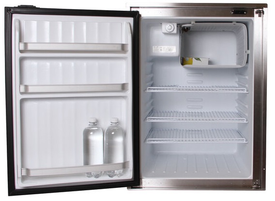 NovaKool F5810 Freezer